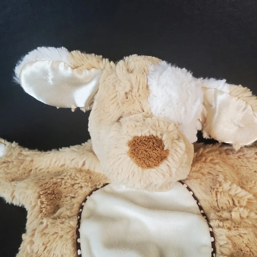 DOUGLAS Baby Sshlumpie Beige Yan Dog Lovey Flat Security Blanket Satin Eye Patch